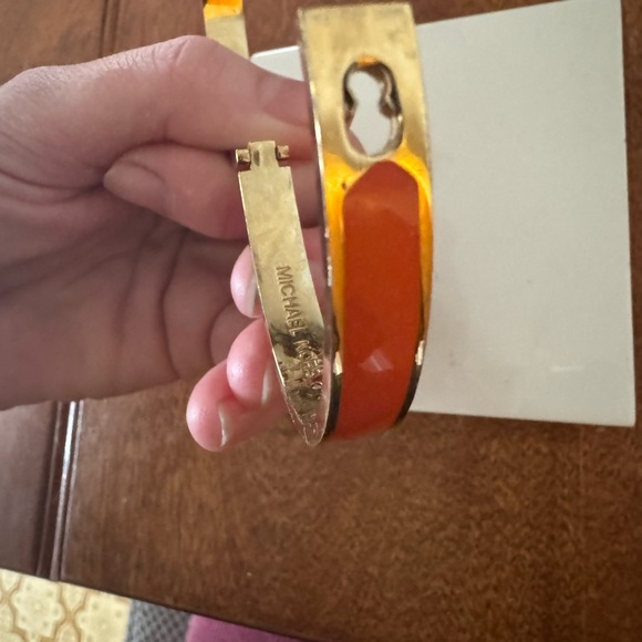 Michael Kors Bracelet. Gold and bright orange. Exactly like the pictures - Picture 5 of 8